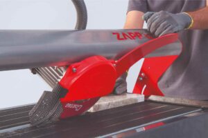 la cortadora eléctrica Cortag G2 es capaz de cortar mármol